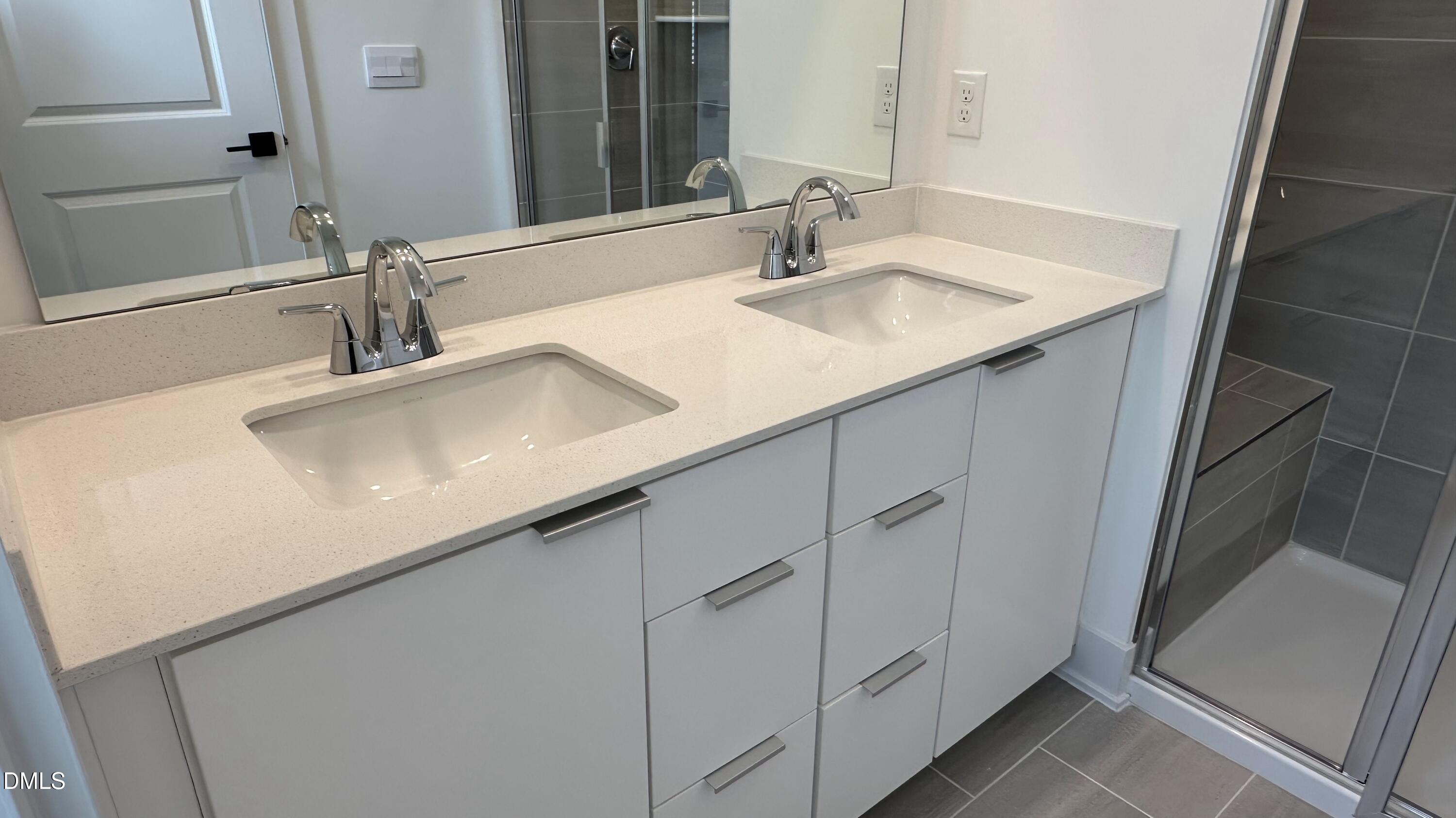 1004 Regalia Road Durham, NC 27713 - Photo 20 of 32 IMG_E2073