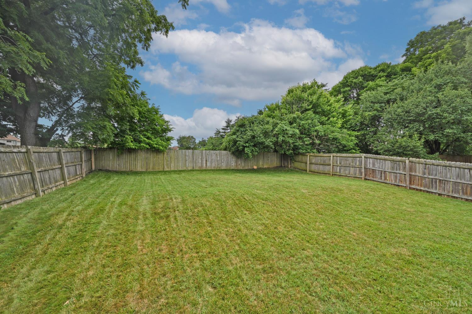 9563 Deer Track Road West Chester, OH 45069 - Photo 39 of 40