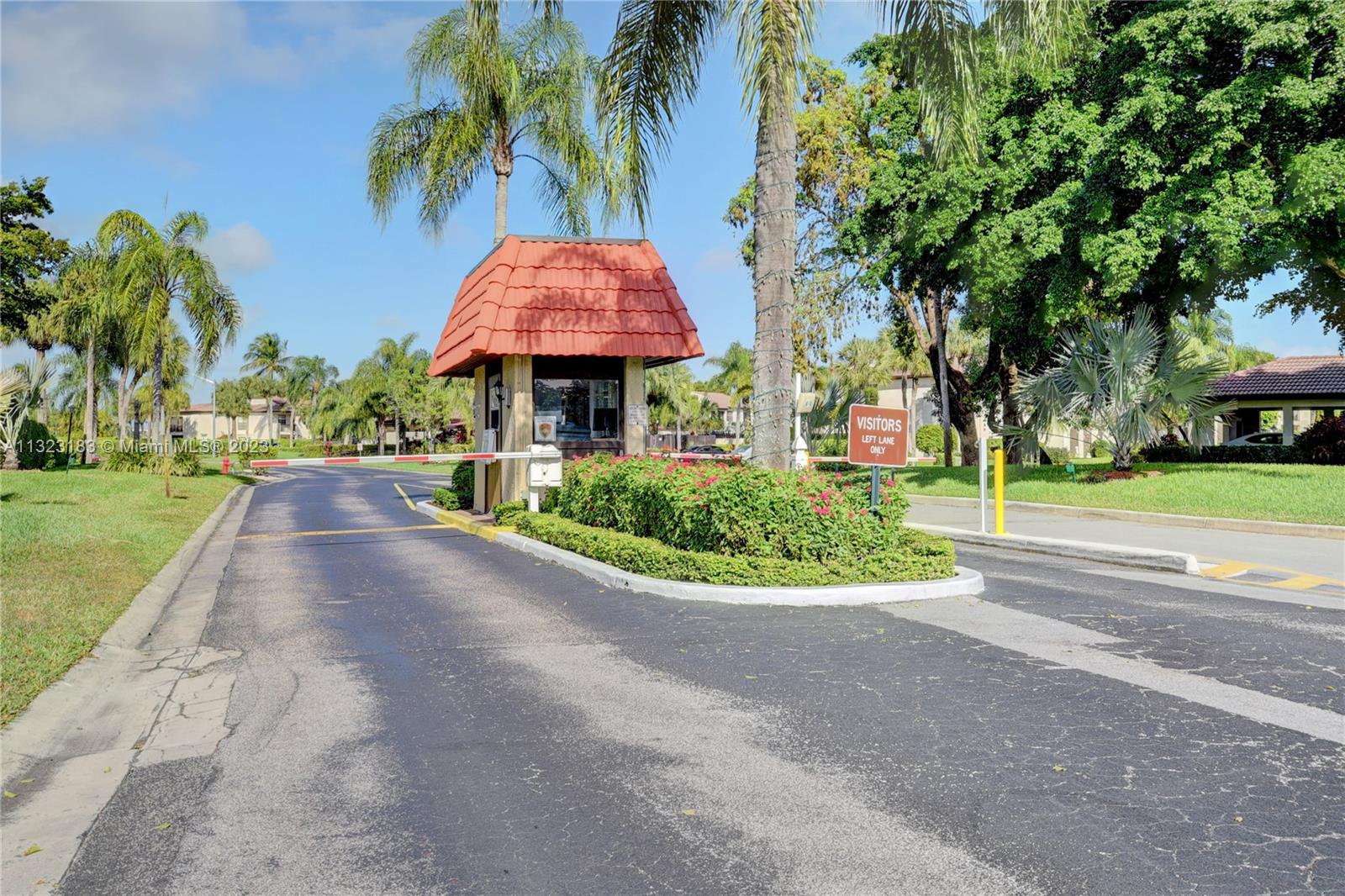 21213 Lago Circle, Unit E Boca Raton, FL 33433 - Photo 30 of 31 Gallery Image 30