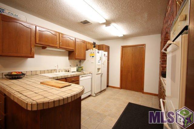 398 Hodson Lane Raceland, LA 70394 - Photo 5 of 16 Kitchen 1