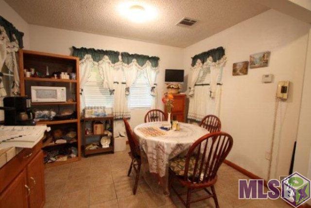 398 Hodson Lane Raceland, LA 70394 - Photo 7 of 16 Breakfast Area