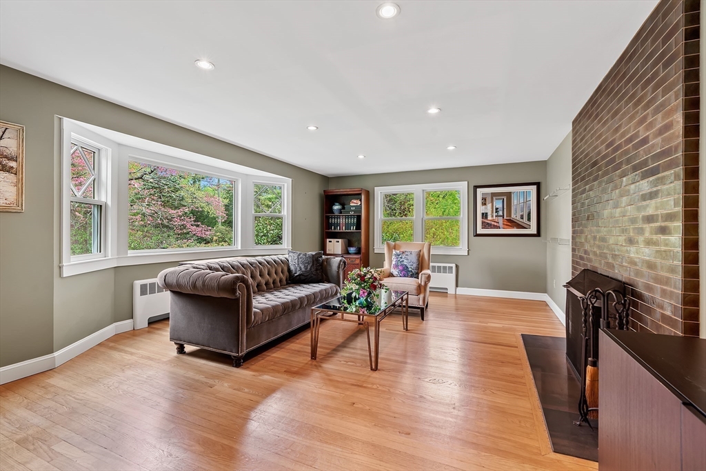 69 Plain Road Wayland, MA 01778 - Photo 6 of 22 Gallery Image 6