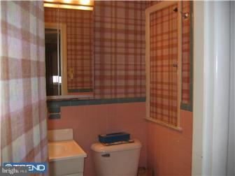 1937 Briarcliff Road Jenkintown, PA 19046 - Photo 11 of 12 Bathroom