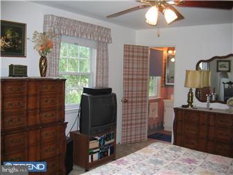 1937 Briarcliff Road Jenkintown, PA 19046 - Photo 8 of 12 Bedroom - Main