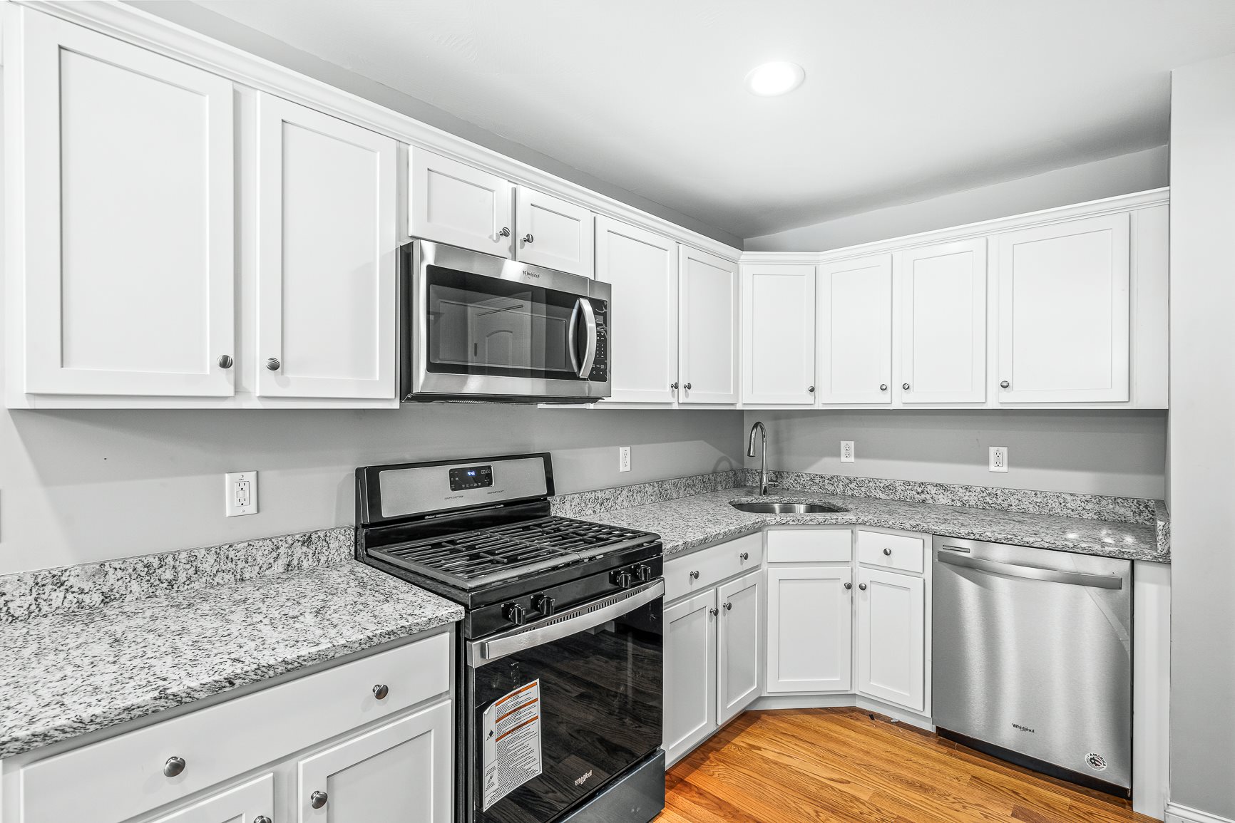 14 B Shelly Drive Pelham, NH 03076 - Photo 12 of 34