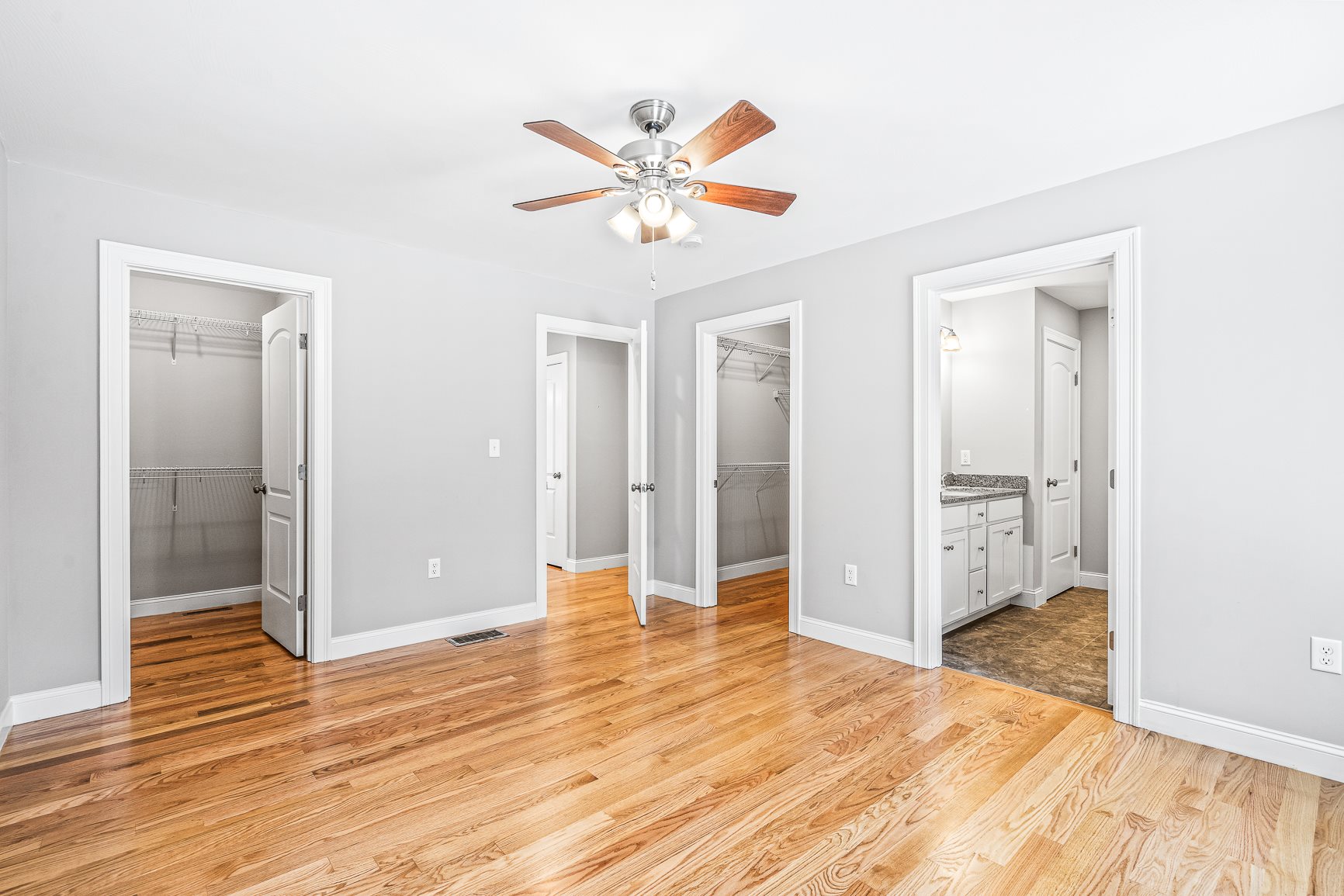 14 B Shelly Drive Pelham, NH 03076 - Photo 28 of 34