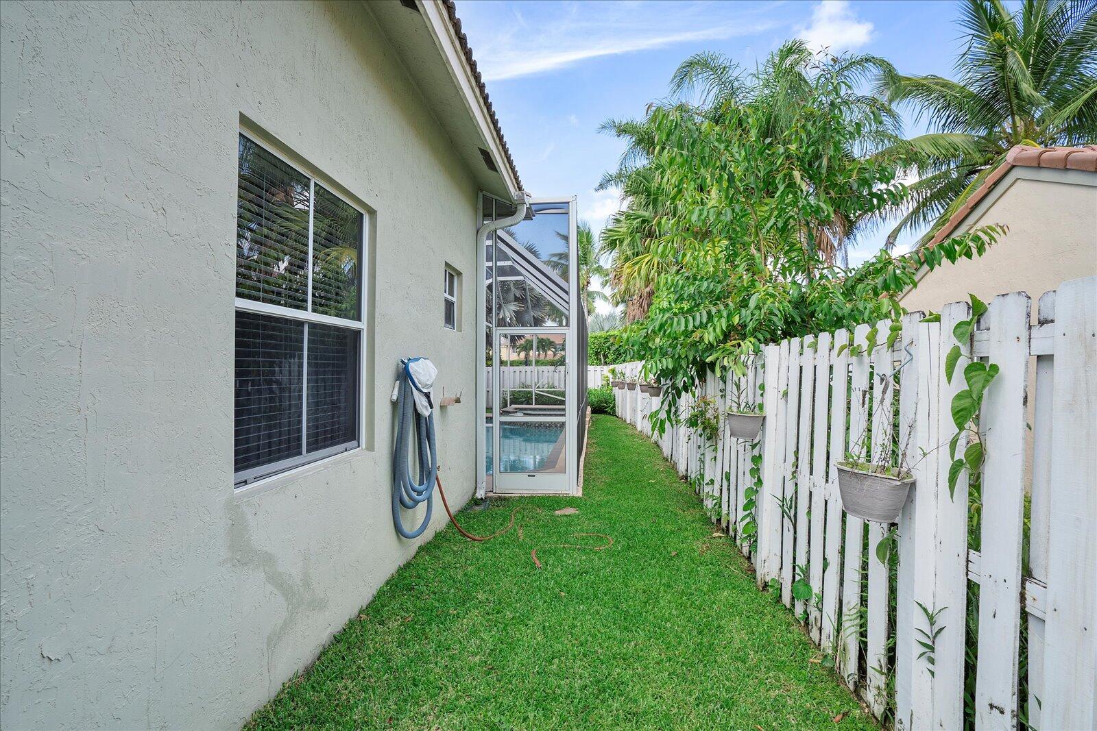 970 Greenwood Road Weston, FL 33327 - Photo 45 of 46 44-970 Greenwood Rd_44
