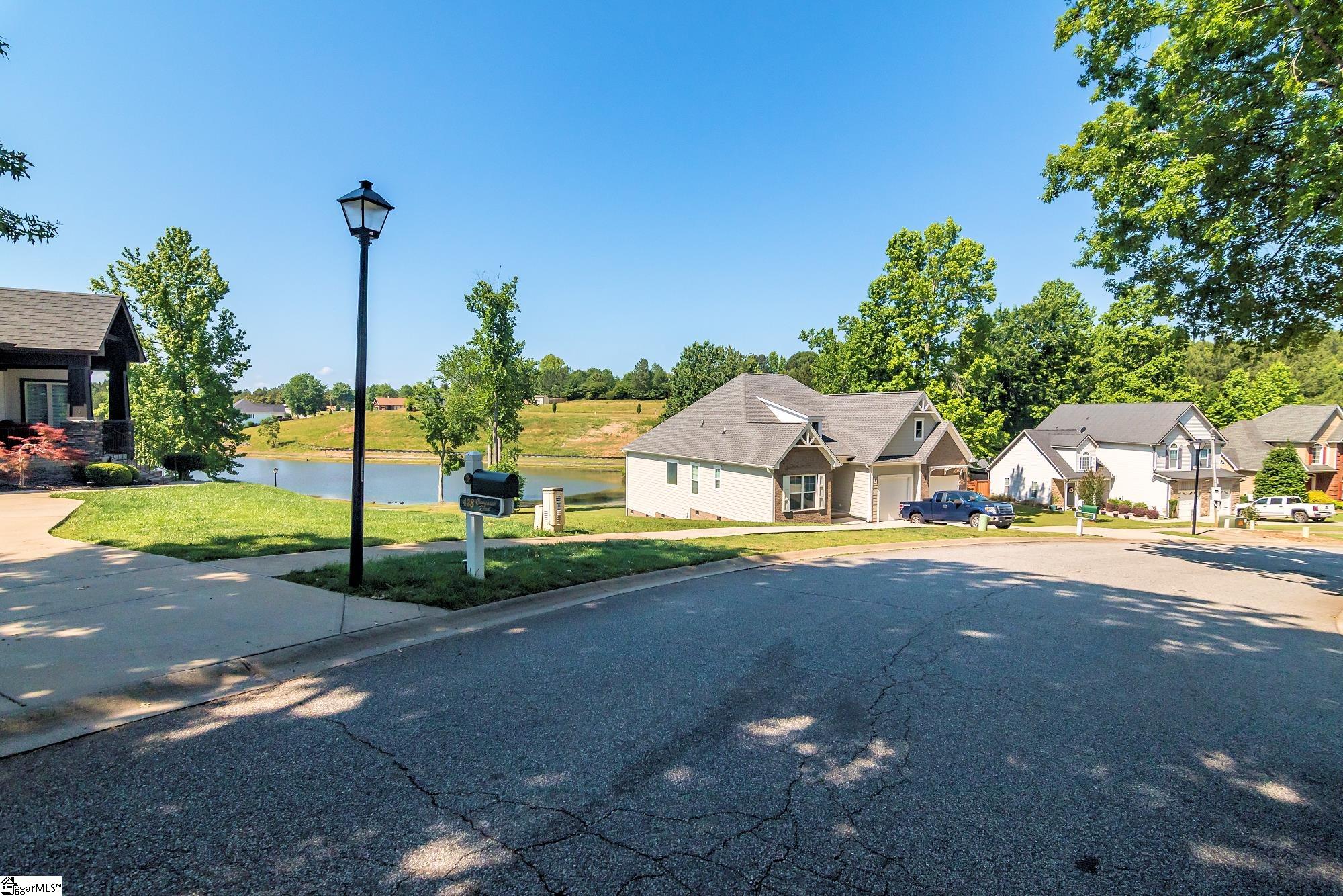 424 Congaree Road Roebuck, SC 29376 - Photo 14 of 20
