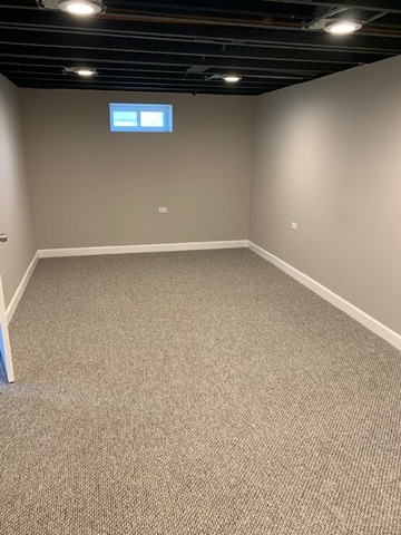 535 Willow Road Wauconda, IL 60084 - Photo 14 of 17 a view of an empty room