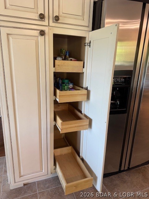 2293 Standing Rock Road Camdenton, MO 65020 - Photo 27 of 99 Pull-out Shelving on the Right Side of the Pull-ou