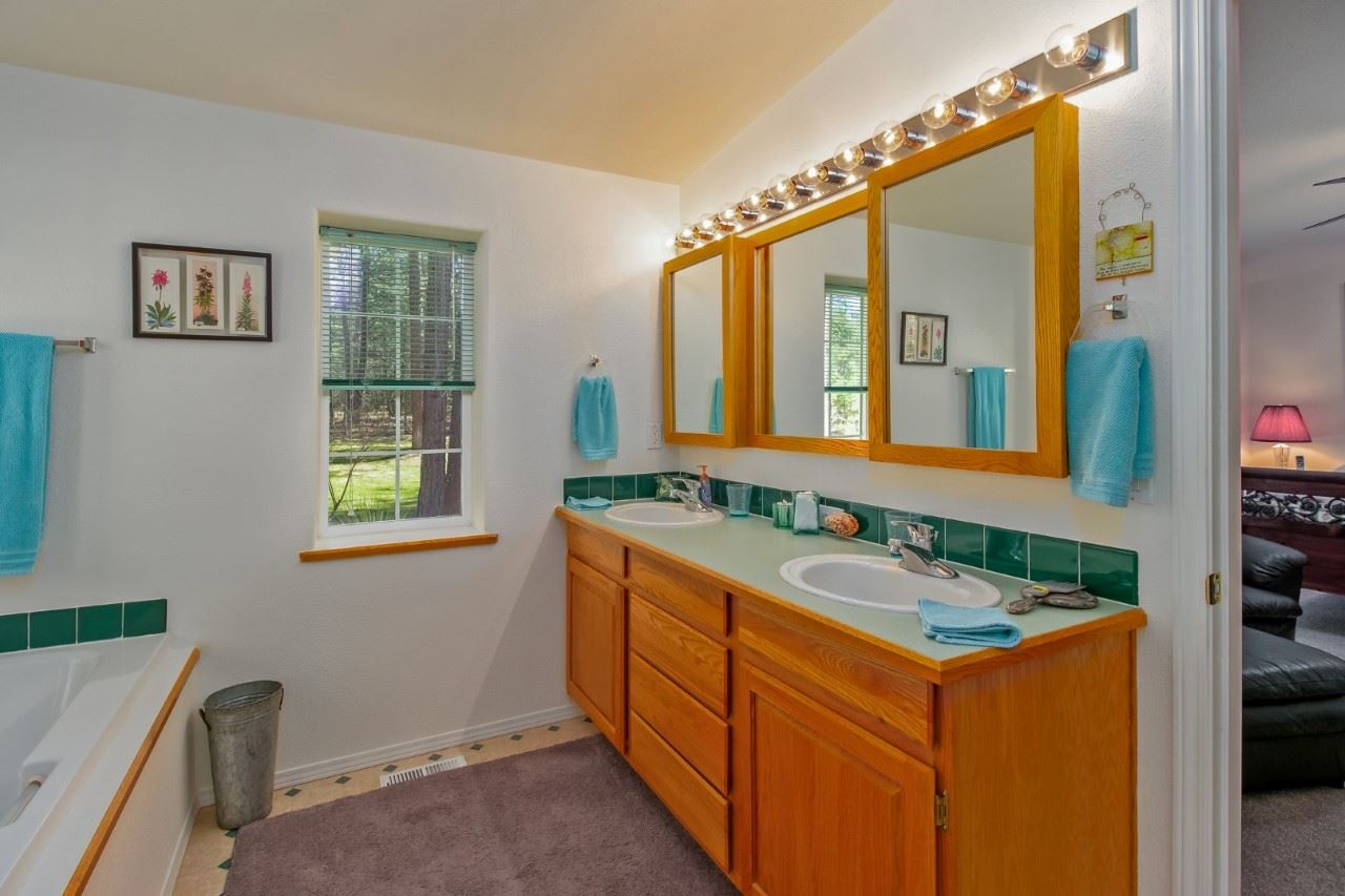 37578 North Elk Chattaroy Road Elk, WA 99009 - Photo 14 of 20 Gallery Image 14