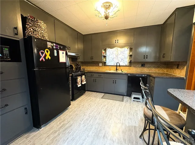 $250,000 | 10 Windsor Street, Attica, NY 14011