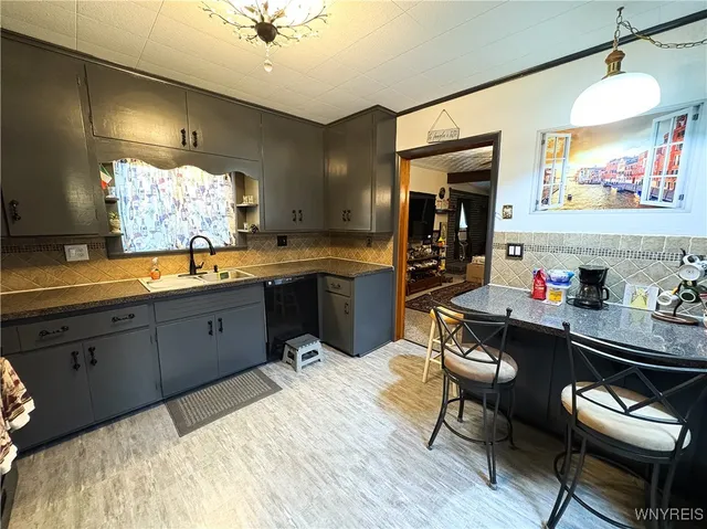 $250,000 | 10 Windsor Street, Attica, NY 14011