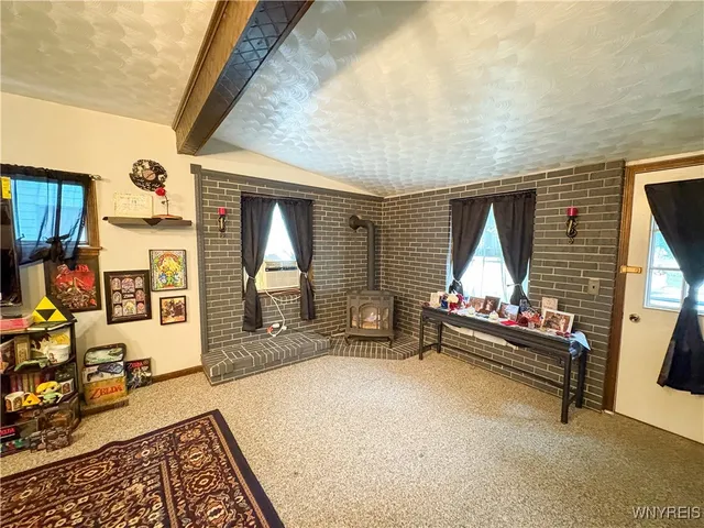 $250,000 | 10 Windsor Street, Attica, NY 14011