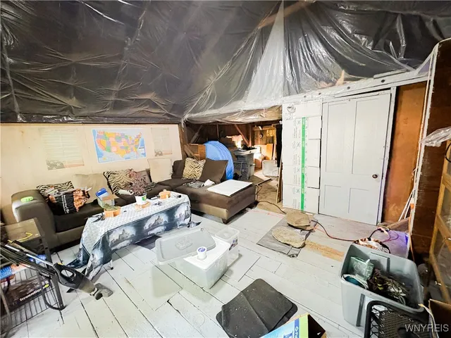 $250,000 | 10 Windsor Street, Attica, NY 14011