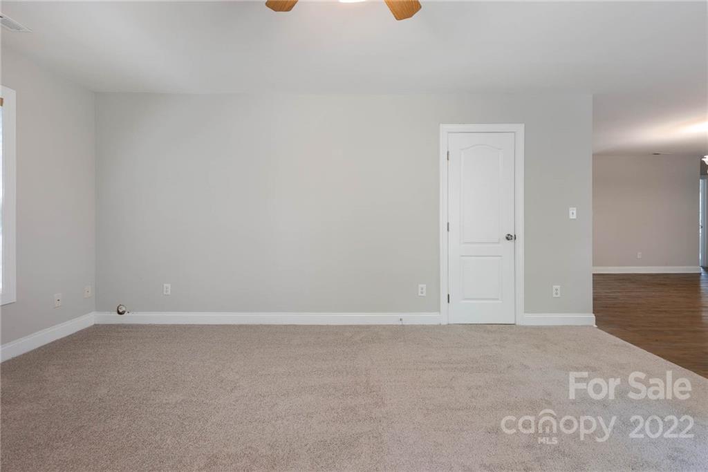 10201 Withers Road Charlotte, NC 28278 - Photo 11 of 27 Gallery Image 11