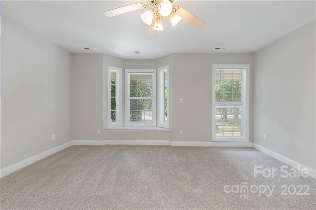 10201 Withers Road Charlotte, NC 28278 - Photo 13 of 27 Gallery Image 13