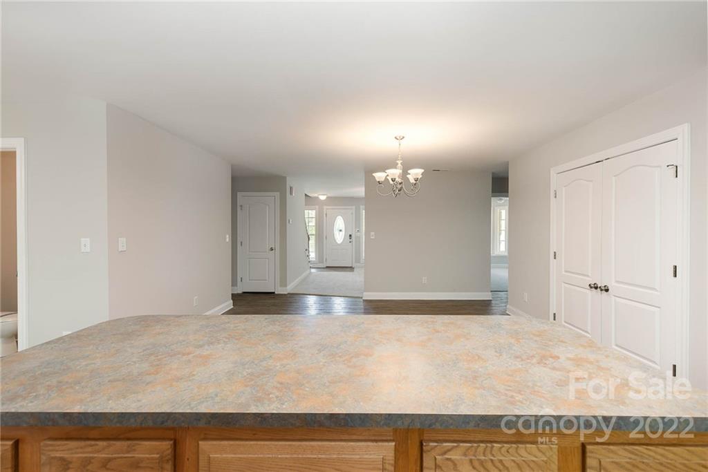 10201 Withers Road Charlotte, NC 28278 - Photo 15 of 27 Gallery Image 15