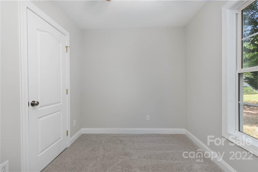 10201 Withers Road Charlotte, NC 28278 - Photo 17 of 27 Gallery Image 17