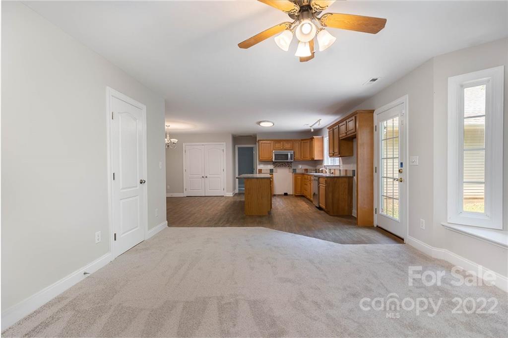 10201 Withers Road Charlotte, NC 28278 - Photo 8 of 27 Gallery Image 8