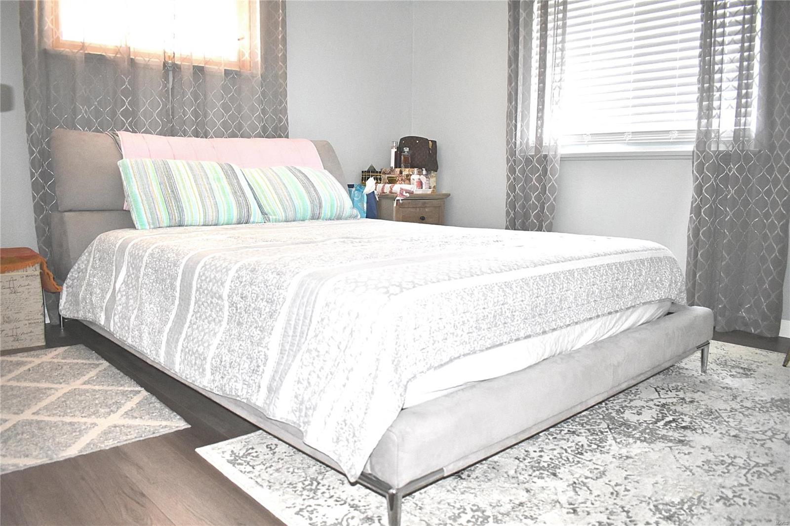 819 Union Road St. Louis, MO 63123 - Photo 16 of 27