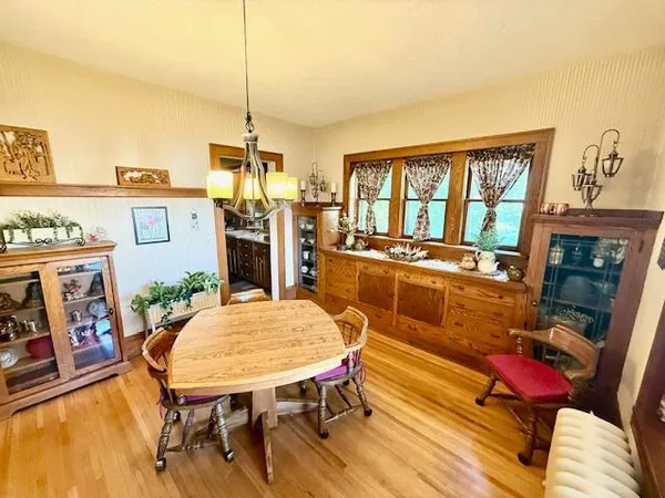 $199,900 | 108 West 4th Street, Redwood Falls, MN 56283