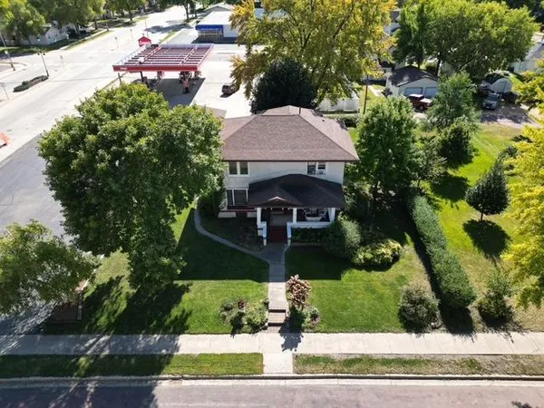 $199,900 | 108 West 4th Street, Redwood Falls, MN 56283