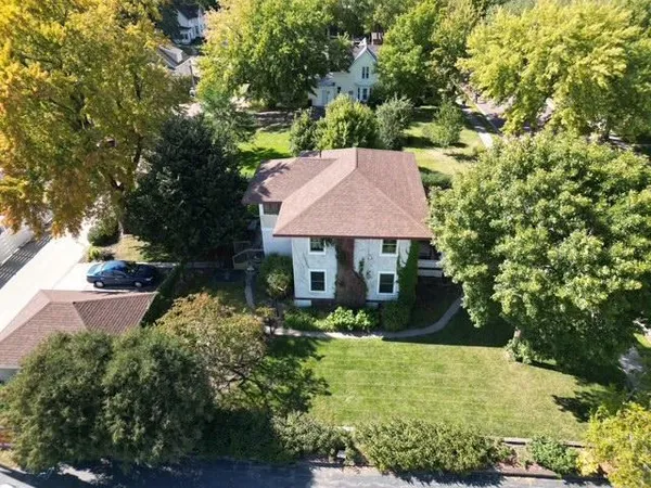 $199,900 | 108 West 4th Street, Redwood Falls, MN 56283