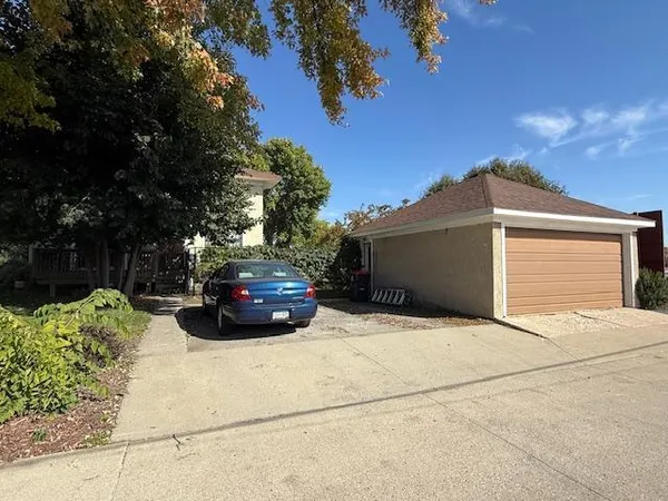$199,900 | 108 West 4th Street, Redwood Falls, MN 56283