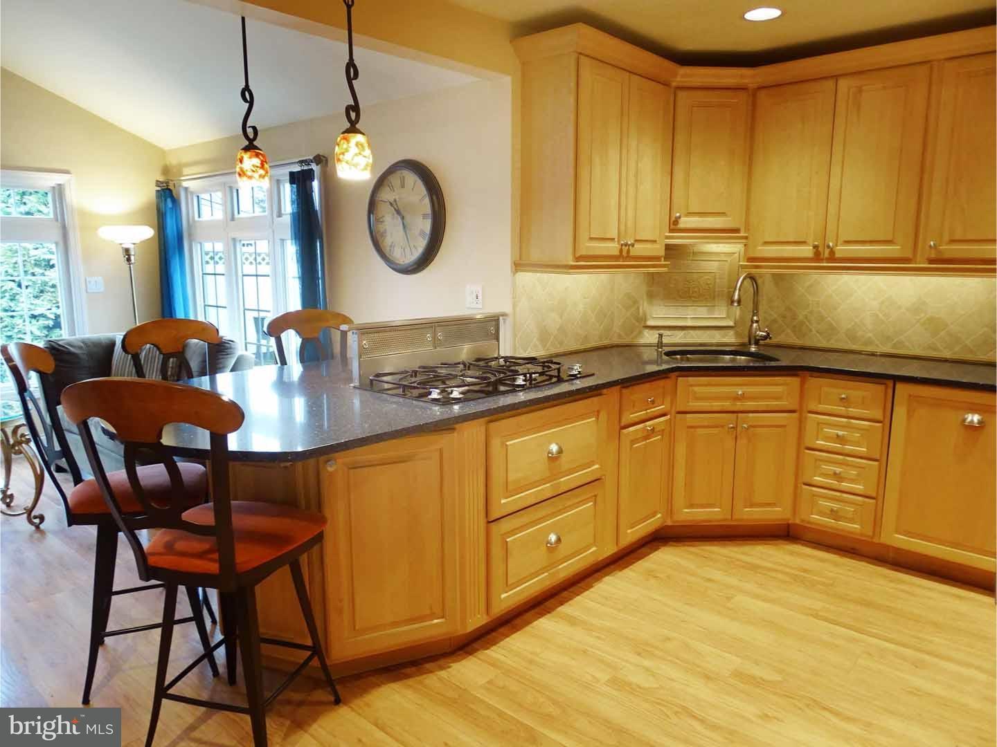 60 Canyon Road Levittown, PA 19057 - Photo 6 of 25 Gallery Image 6