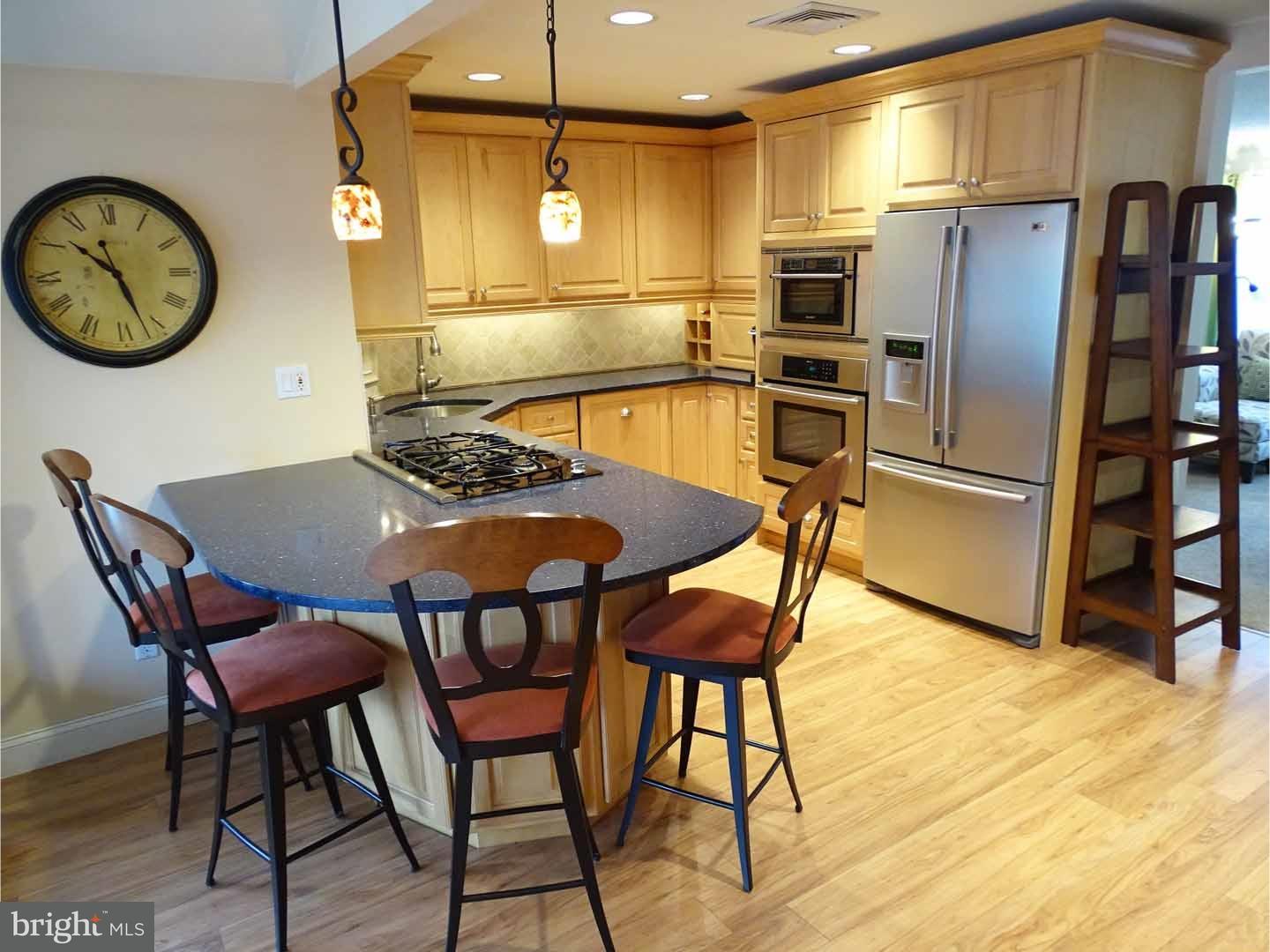 60 Canyon Road Levittown, PA 19057 - Photo 8 of 25 Gallery Image 8
