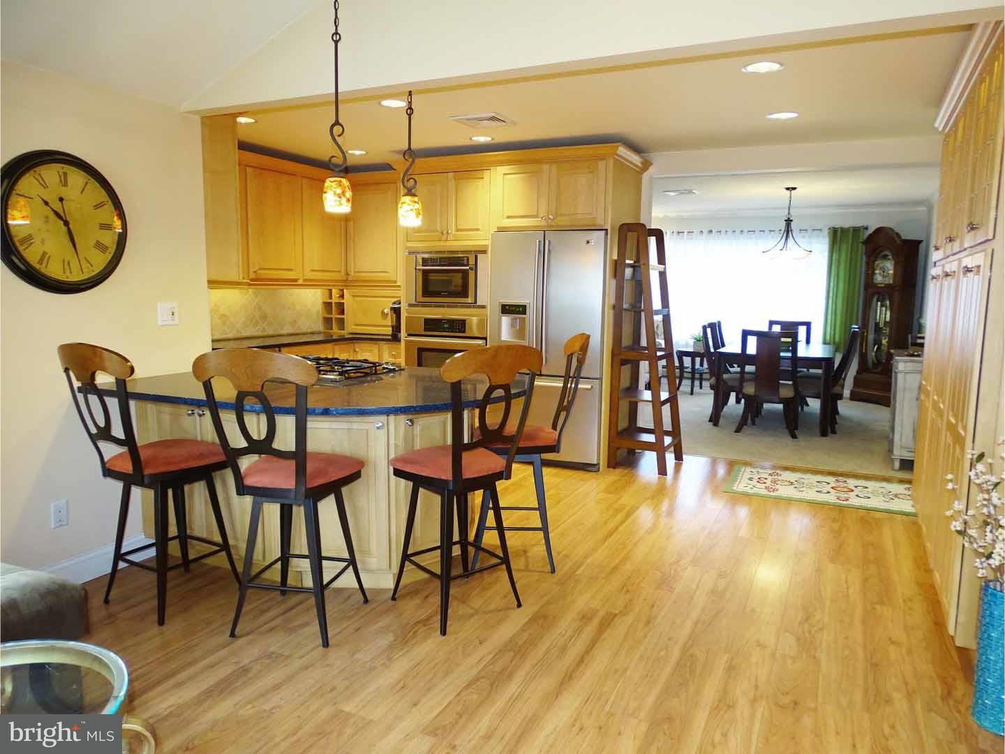 60 Canyon Road Levittown, PA 19057 - Photo 9 of 25 Gallery Image 9