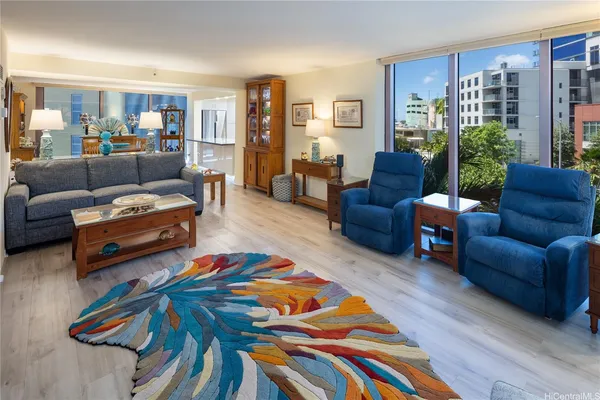 $999,000 | 415 South Street, Unit MAKAI 201, Honolulu, HI 96813