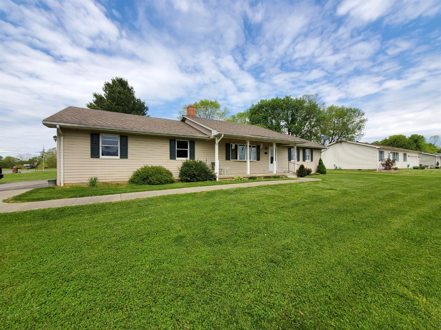 901 North Street Rising Sun, IN 47040 - Photo 1 of 36
