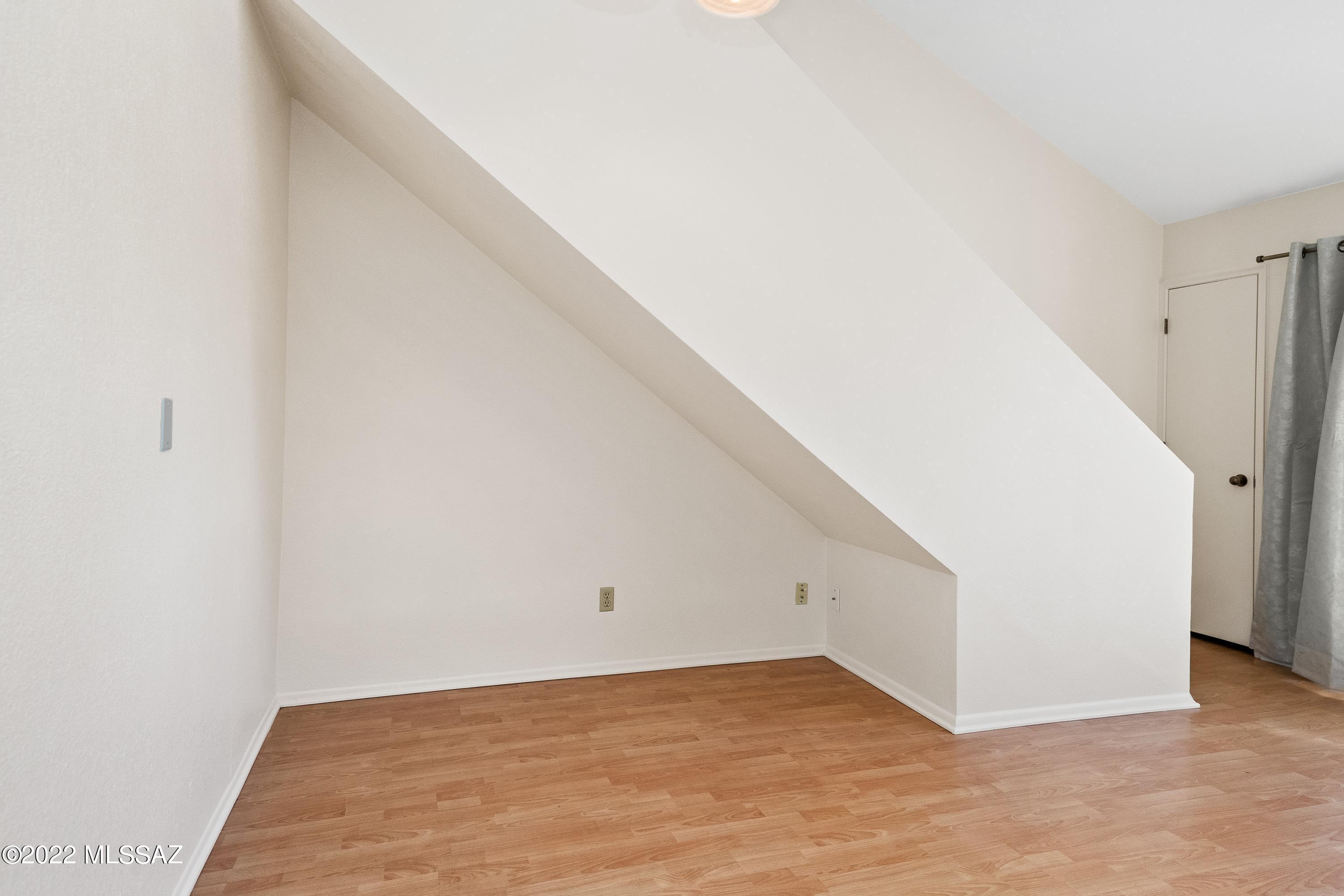 2744 North Country Club Road, Unit 204 Tucson, AZ 85716 - Photo 5 of 23
