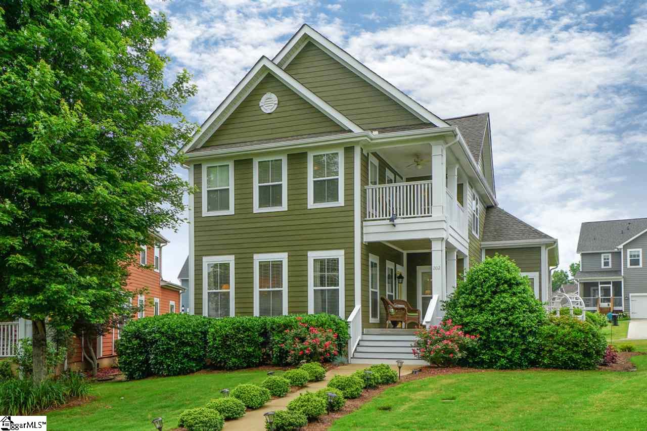 202 Ridenour Avenue Greenville, SC 29617 - Photo 1 of 31 Gallery Image 1
