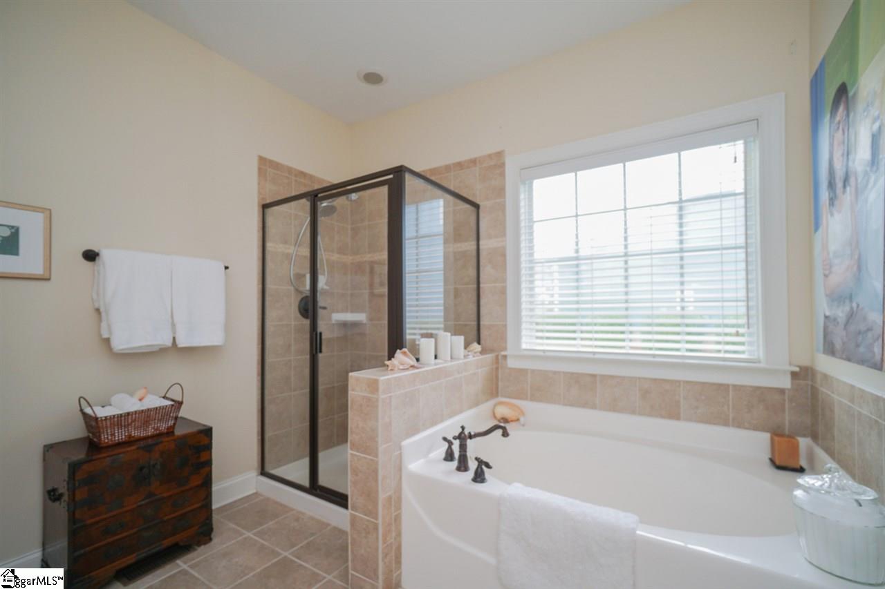 202 Ridenour Avenue Greenville, SC 29617 - Photo 14 of 31 Gallery Image 14