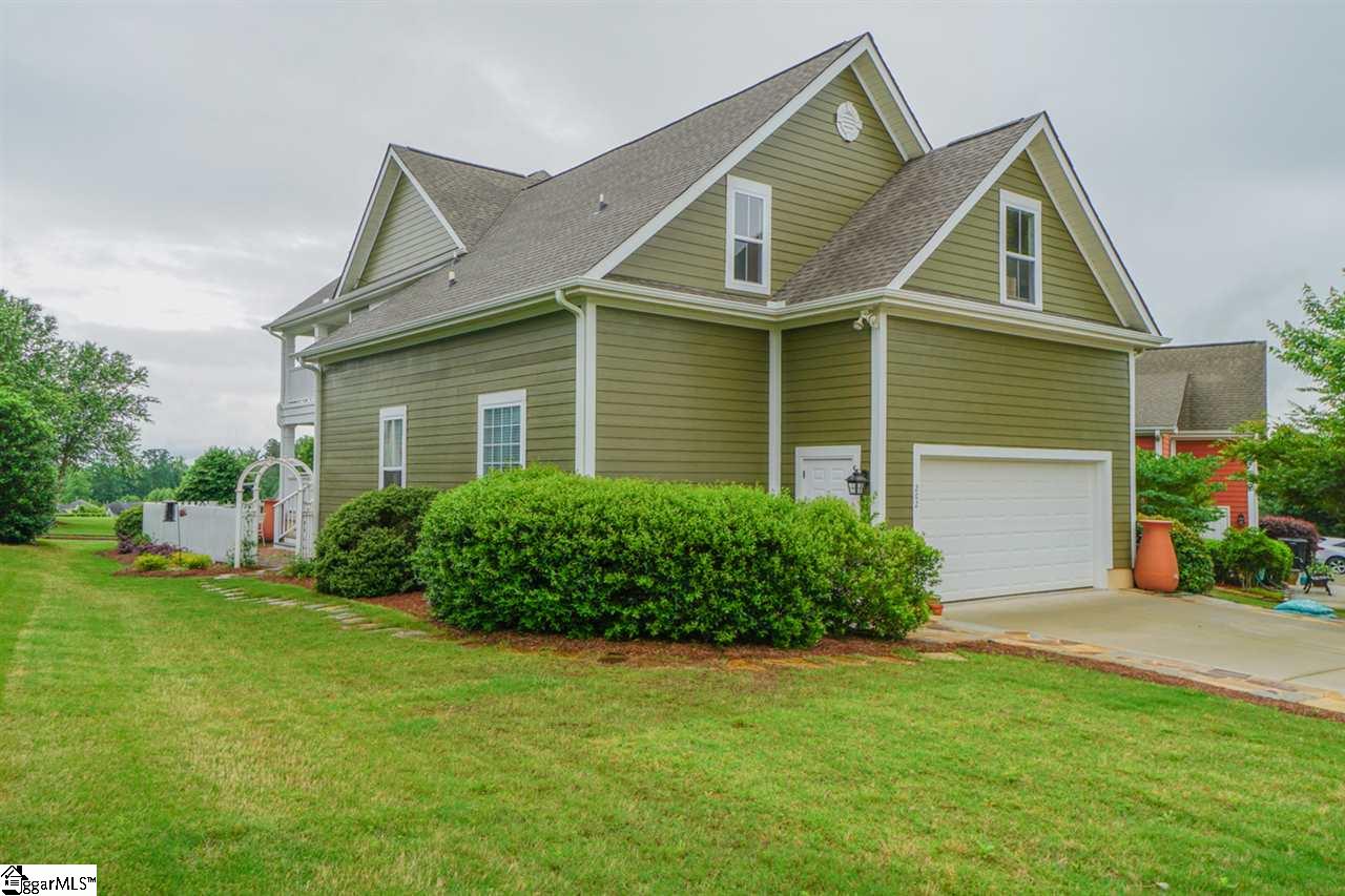 202 Ridenour Avenue Greenville, SC 29617 - Photo 30 of 31 Gallery Image 30