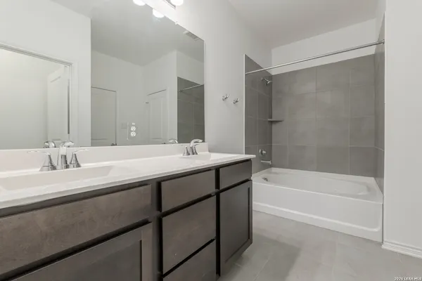 $1,850 | 9507 Reinhartz Way, San Antonio, TX 78221