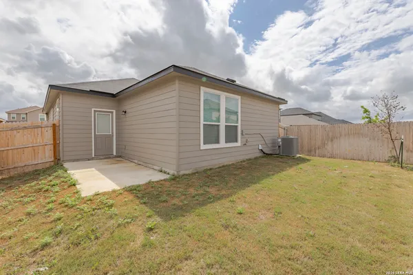 $1,850 | 9507 Reinhartz Way, San Antonio, TX 78221