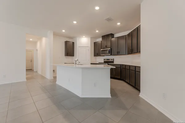 $1,850 | 9507 Reinhartz Way, San Antonio, TX 78221