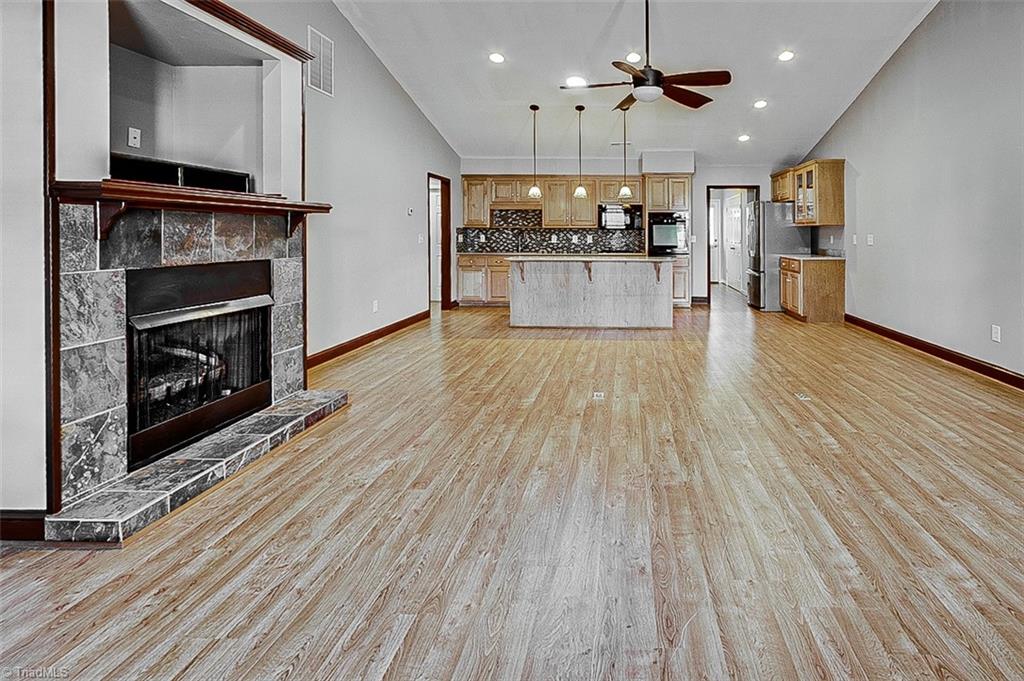 914 Easy Street Asheboro, NC 27205 - Photo 6 of 42