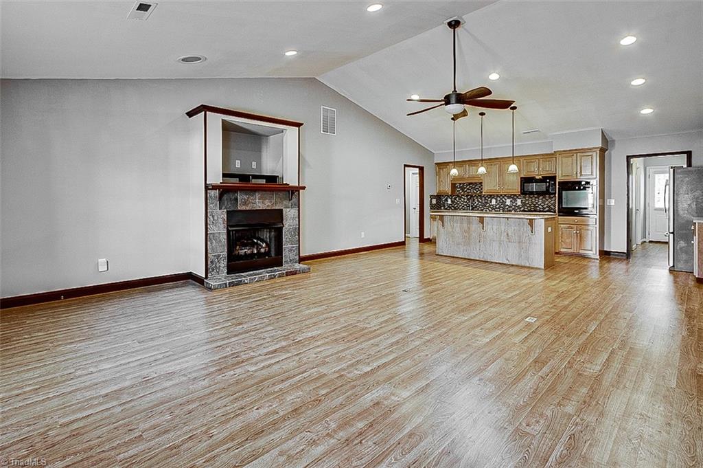 914 Easy Street Asheboro, NC 27205 - Photo 7 of 42