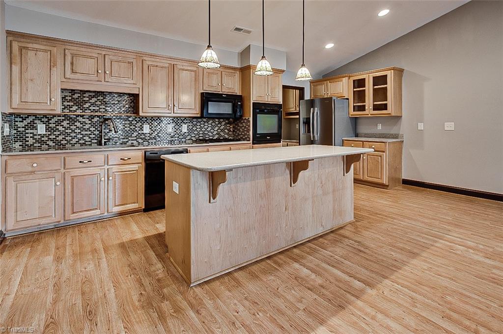 914 Easy Street Asheboro, NC 27205 - Photo 8 of 42