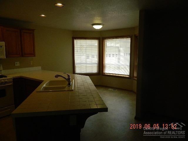 3533 Southwest Volcano Court Redmond, OR 97756 - Photo 7 of 21 Additional Photo