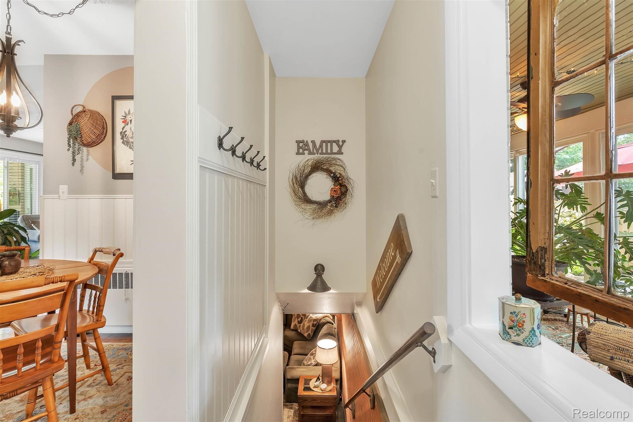 603 Hickory Street Fenton, MI 48430 - Photo 10 of 50 30-603 Hickory St -WindowStill-Real.jpg