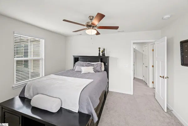 $300,000 | 61 Moss Holw Way, Simpsonville, SC 29680
