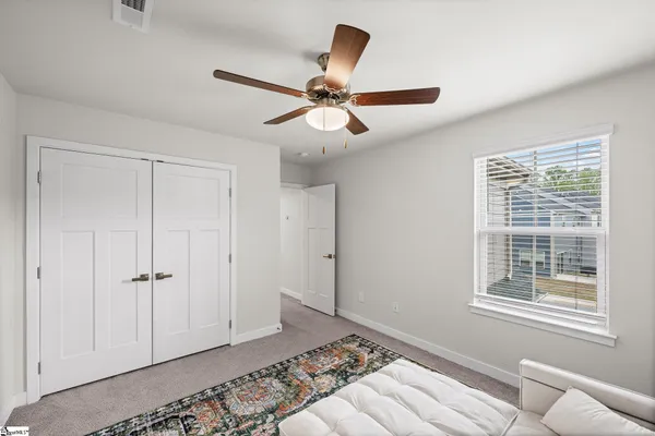 $300,000 | 61 Moss Holw Way, Simpsonville, SC 29680