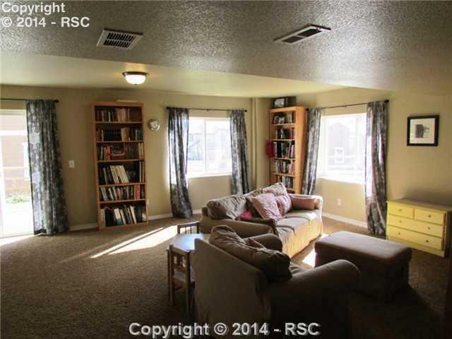 901 Spectrum Loop Colorado Springs, CO 80921 - Photo 13 of 18 Gallery Image 13
