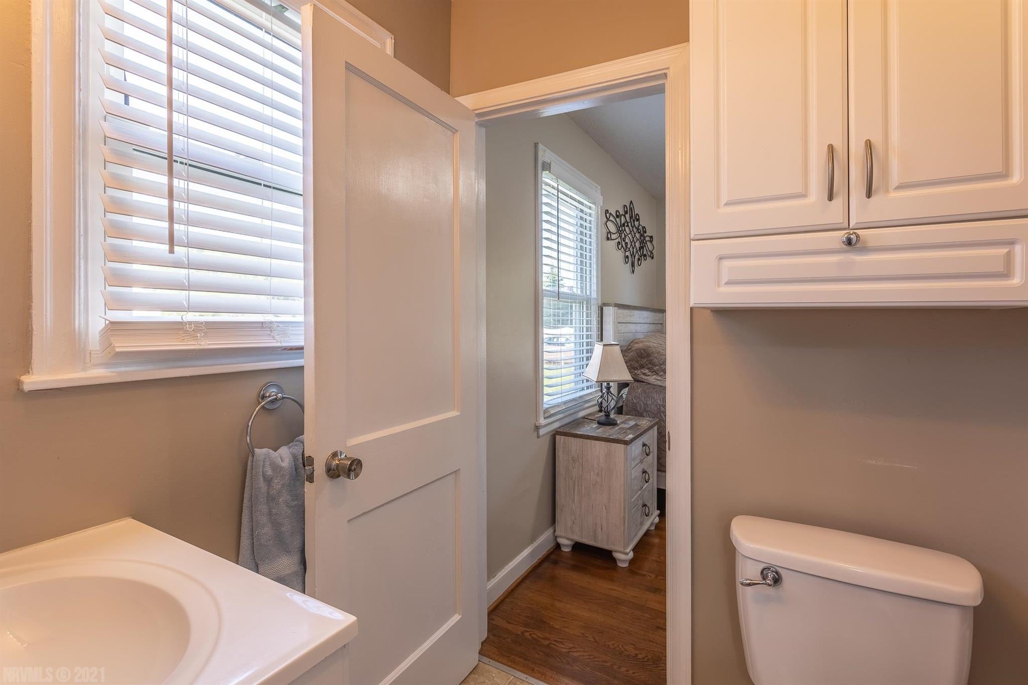 7485 Ridge Road Radford, VA 24141 - Photo 17 of 25 Gallery Image 17